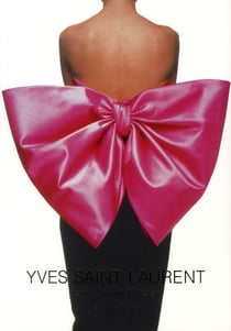 Yves saint laurent : icons of fashion design