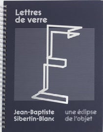 Lettres de verre - une éclipse de l'objet