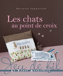 Les chats au point de croix
