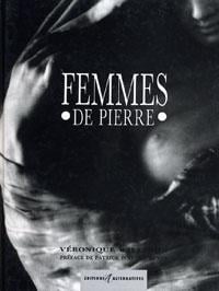 Femmes de pierre itineraire d'un promeneur amoureux
