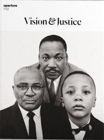 Magazine aperture 223 : vision & justice (richard avedon cover - black-and-white)