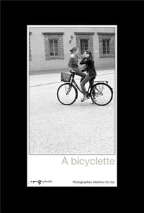 À bicyclette