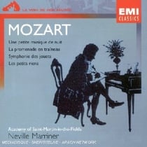 Une petite musique de nuit - la promenade en traîneau - symphonie des jouets-Les petits riens
