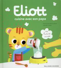 Eliott cuisine avec son papa