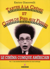 Tartes à la crème et coups de pieds aux fesses