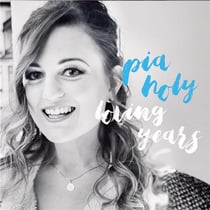 Loving years - Pia Holy