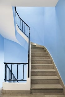 AFFICHE ROYAN N° 4 - ESCALIER IMMEUBLE LE CIEL DE ROYAN