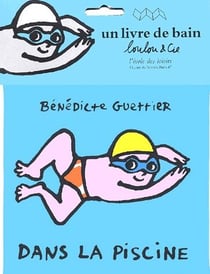 dans la piscine