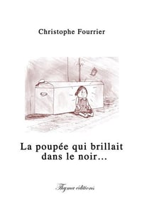 La poupee qui brillait dans le noir