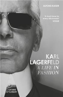 Karl Lagerfeld : a life in fashion