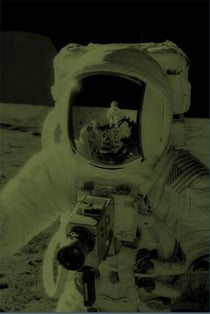 La mer de l'intranquillite - sea of intranquility, apollo 4-17 odyssey (b2-82)