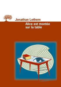Alice est montee sur la table