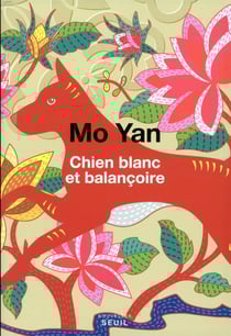 Chien blanc et balançoire