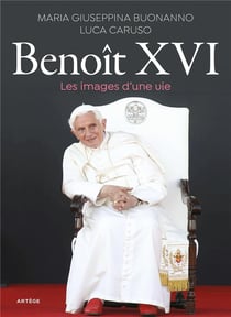 Benoît XVI, les images d'une vie