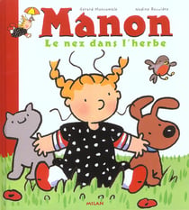 Manon le nez dans l'herbe