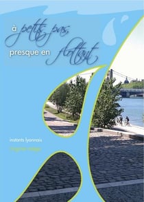 À petits pas, presque en flottant