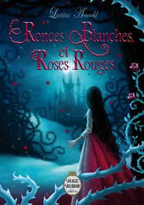 Ronces blanches et roses rouge