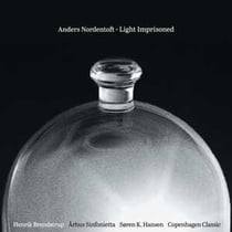 Light imprisoned