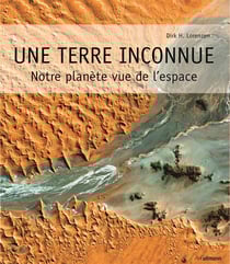 Une Terre Inconnue. Notre planète Vue De L'Espace