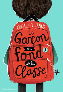 Le garçon au fond de la classe