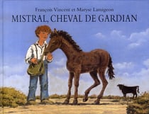 Mistral cheval de gardian