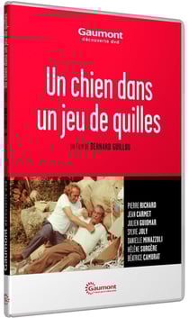 Un Chien dans un jeu de quilles