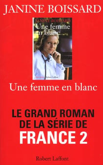 Une femme en blanc