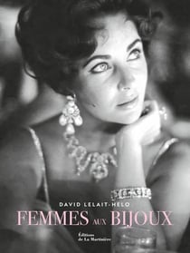 Femmes aux bijoux