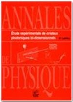 Étude expérimentale de cristaux photoniques bi-dimensionnels