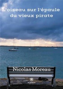 L'oiseau sur l'épaule du vieux pirate