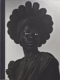 Somnyama ngonyama, salut à toi, lionne noire !
