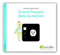 Grand poussin dans la maison