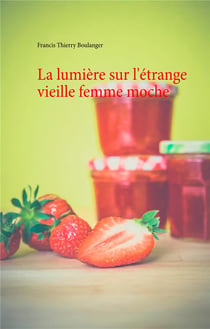 La lumière sur l'étrange vieille femme moche