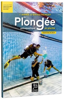 Une année d'entrainement de plongée subaquatique en piscine - exercices et jeux