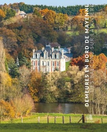 Demeures en bord de Mayenne : Des balcons sur la rivière