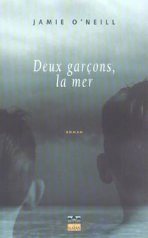 Deux garcons, la mer
