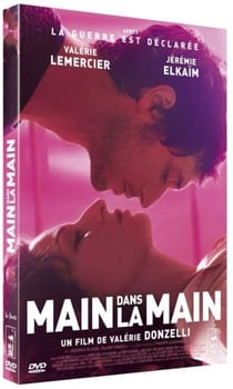 Main dans la main