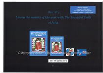 I learn the months of the year with the beautiful dolls of Julia