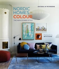 Nordic homes in colour : The new scandi style