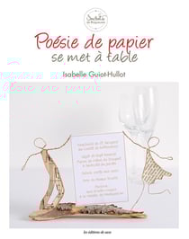 Poésie de papier se met à table