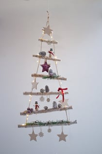 Echelle sapin avec rondin de bois