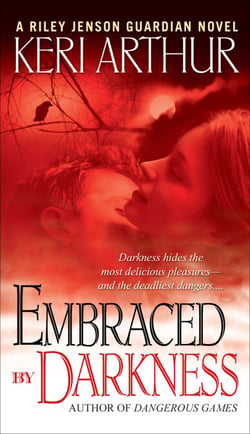Embraced By Darkness - A Riley Jenson Guardian Novel