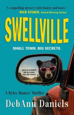 Swellville - A Rylee Hunter Thriller, #1