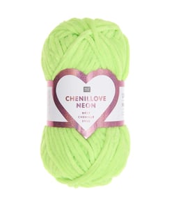 Découvrez la Douceur de la Pelote Velours Creative Chenillove Néon 50GR de Rico Design 06 Néon Vert