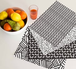 OMY - SET DE TABLE DECORATIF - GRAPHIC NOIR & BLANC