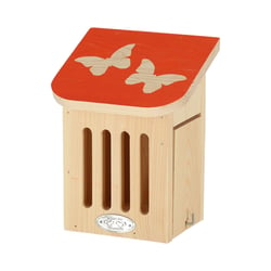 Maison à papillons avec silhouette