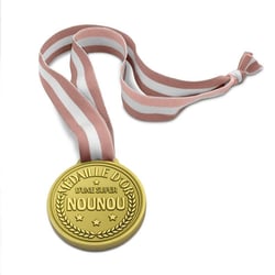 Médaille d'Or Super Nounou avec Ruban Rose & Blanc