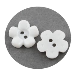 20 BOUTONS Acrylique BLANC forme Fleur diamètre 15 mm 2 trous - creation couture diy