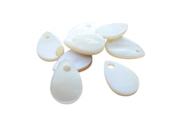 6 Sequins goutte en nacre 13*9mm
