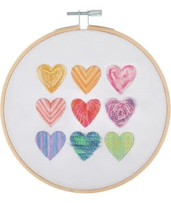 Kit de Broderie "Ombre Hearts" avec Cercle en Bois de 15 cm – Trimits 55 Ombre Hearts